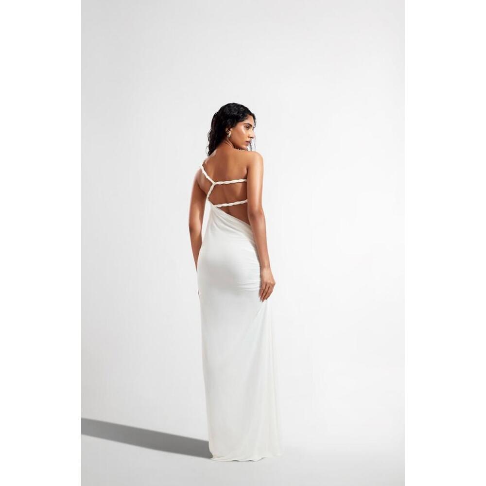 Deme by Gabriella Leslie Gown in White - Picture 2 of 9
